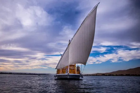 Best Dahabiya Nile Cruise