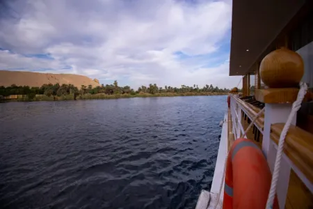 Akhnaton Dahabiya